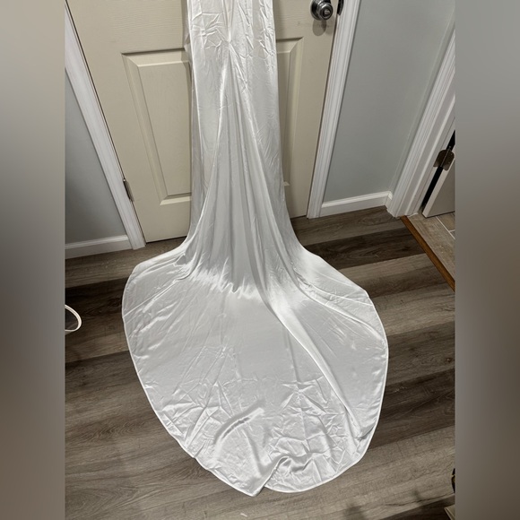 Grace Loves Lace Goldie wedding dress $3350 New without tag - Picture 12 of 15